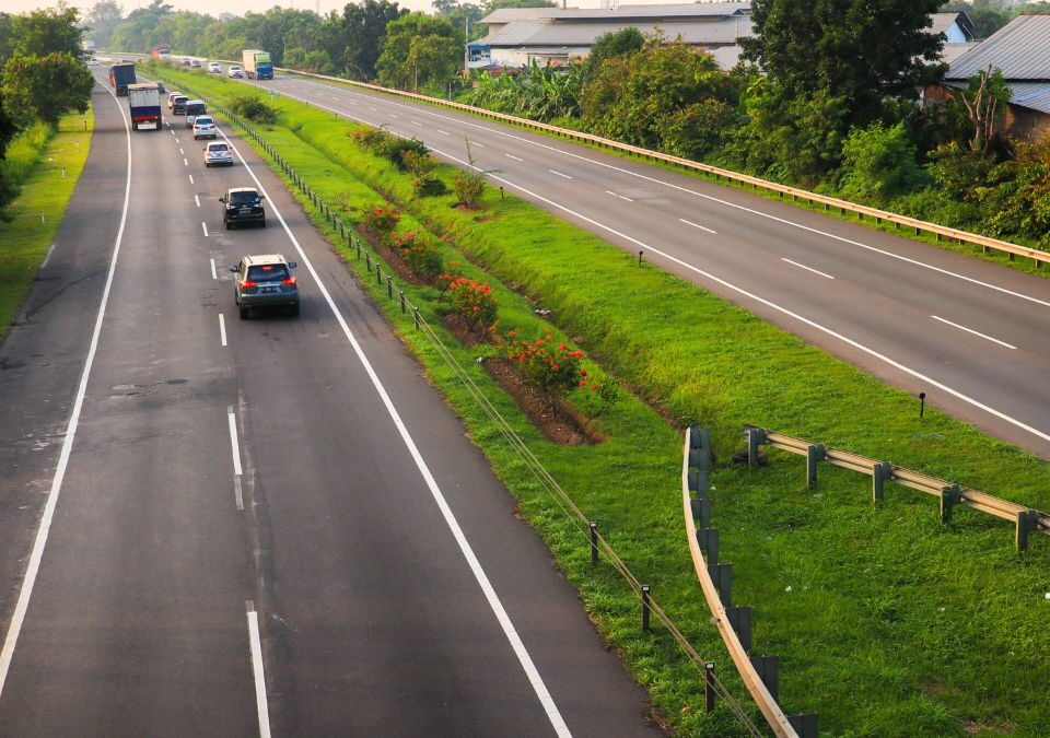 Rute perjalanan Jakarta ke Surabaya naik mobil