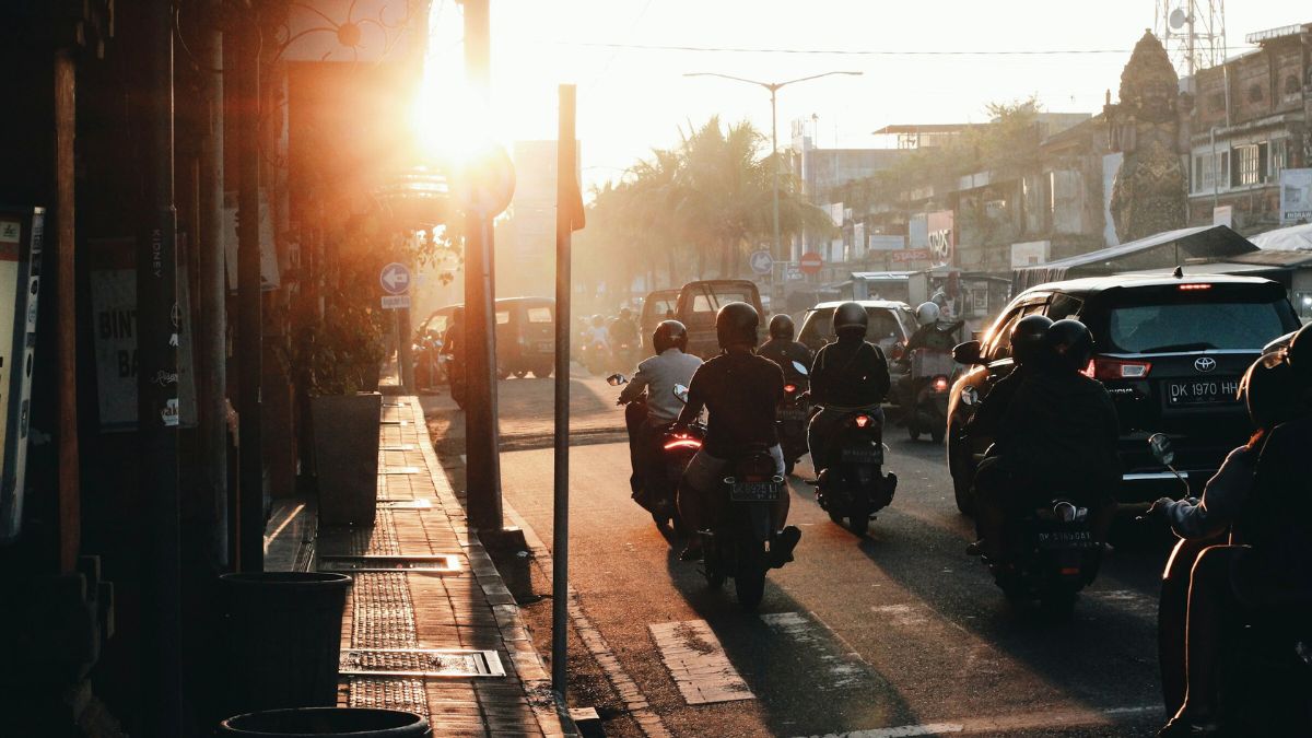 Turis asing perlu sim internasional buat nyetir di bali