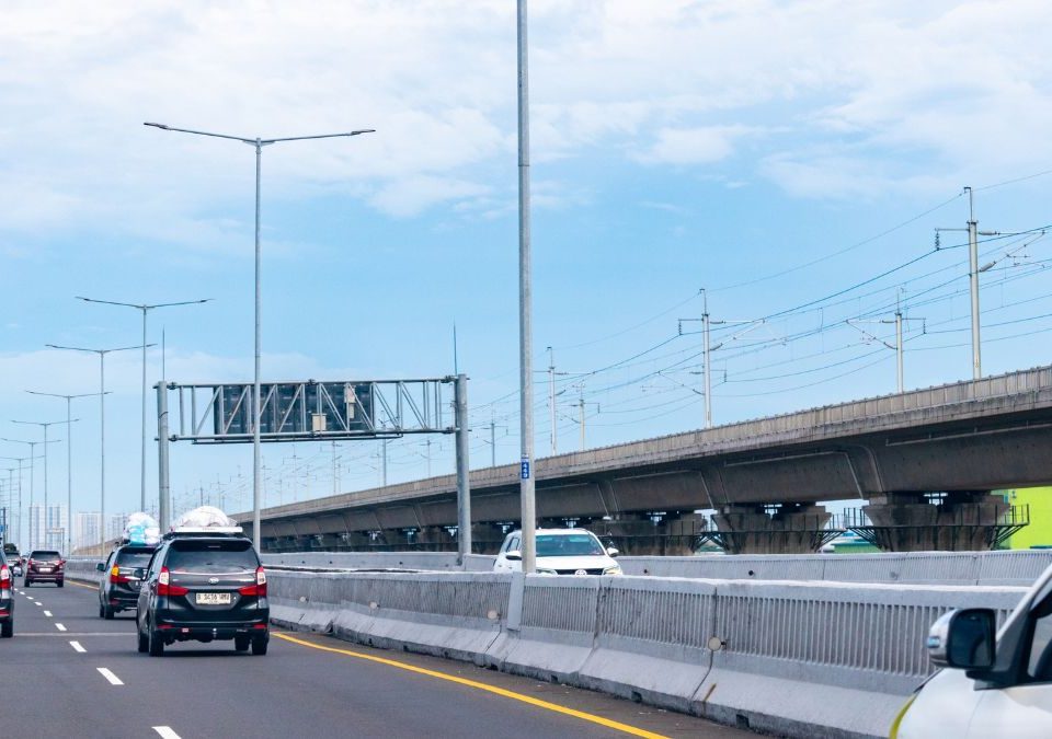 Rest area perjalanan jakarta ke bandung